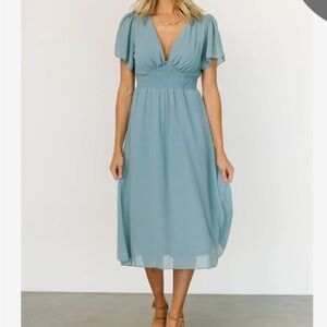 Elegant Blue Midi Dress